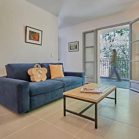 Апартаменты Chez Oscar-place Des Lices-saint-tropez